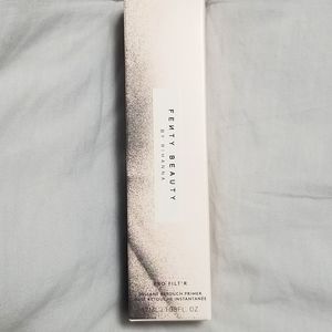 Fenty Beauty Pro Filt'r Instant Retouch Primer